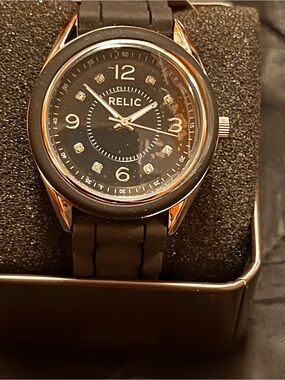 Women’s Relic Wristwatch ZR 11964 NWT